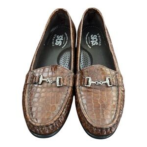 SAS Loafer. Cognac Crock. Size 5 1/2
